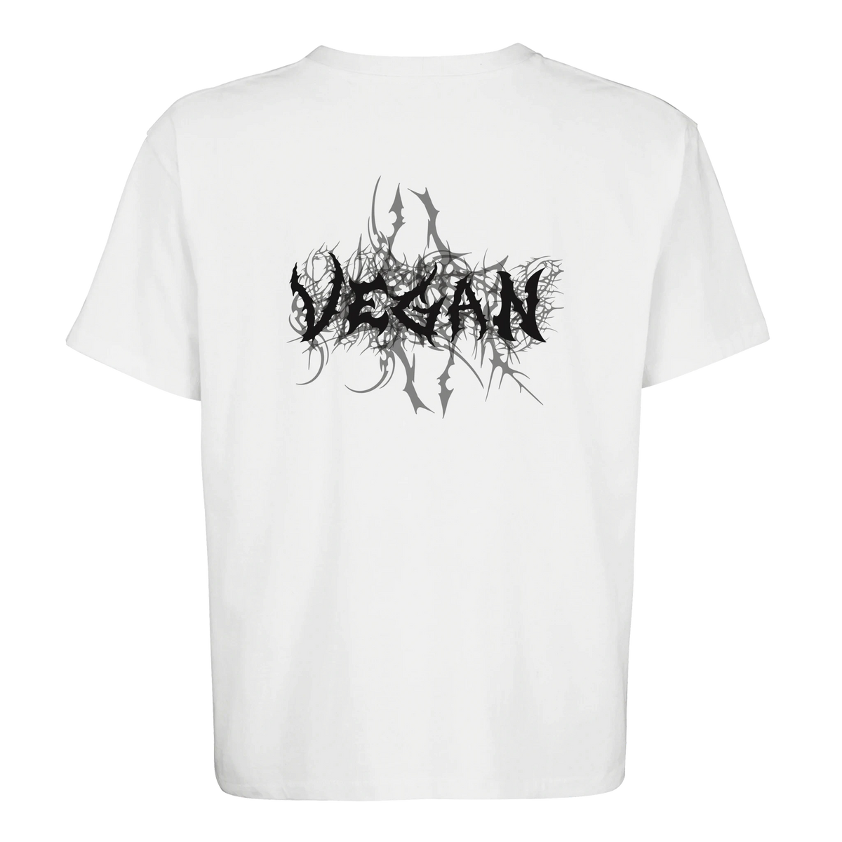 weißes, oversized T-Shirt mit dem schwarzen Aufdruck "vegan" und einem Hintergrund in moderner heavy-metal Optik.